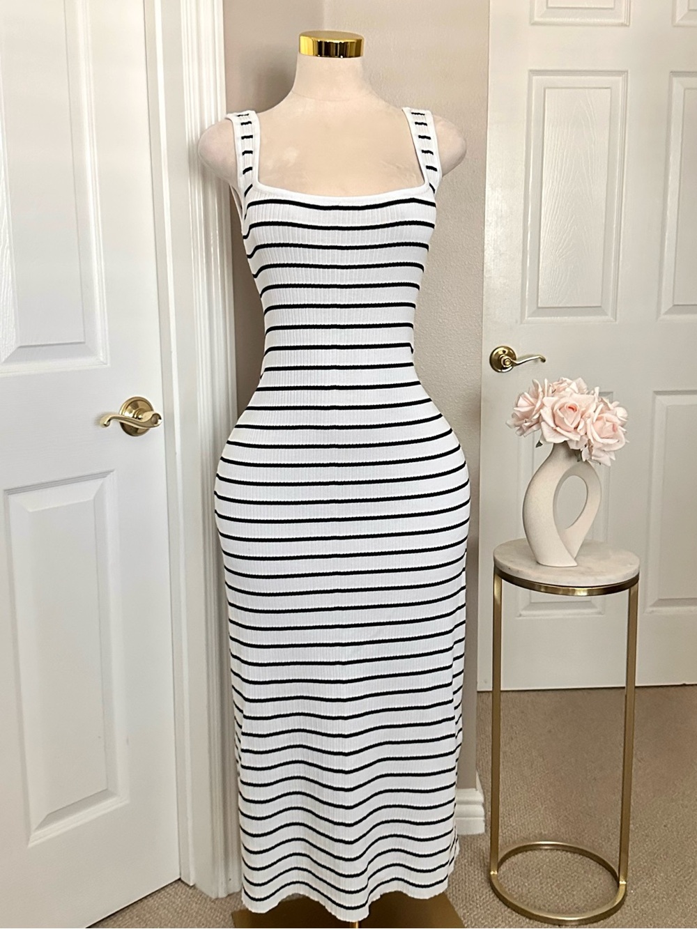 Fashion Nova White & Black Striped Sleeveless Ribbed Maxi Dress w/ Low Back Sz S